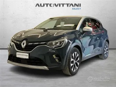Usata Renault Captur Techno 94 CV (69 kW) 2023 Blu SUV
