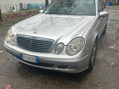 Usata Mercedes E270 2004 Grigio Station wagon