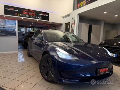Begagnad Tesla Model 3 Standard Range 239 kW (325 HK) 2020 Blå Sedan