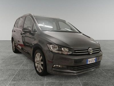 Grigio Usata 2019 VW Touran Executive Monovolume | 17.900 € (Ottimo prezzo)