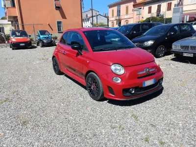 Usata Abarth 500 135 CV (99 kW) 2009 Rosso Utilitaria