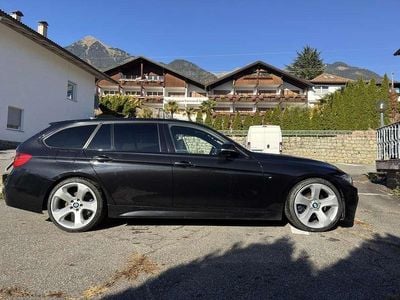 Nero Usata 2013 BMW 330 Comfort Edition Station wagon | 13.000 € (Molto cara)