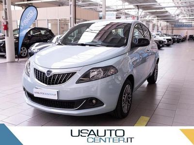 Usata Lancia Ypsilon Gold 70 CV (51 kW) 2023 Verde Utilitaria