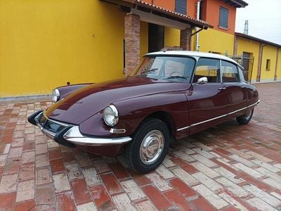 Usata Citroën DS 1960 Rosso Berlina