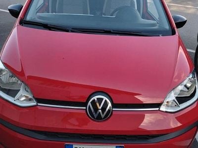 Usata VW up! 2022 Rosso Utilitaria