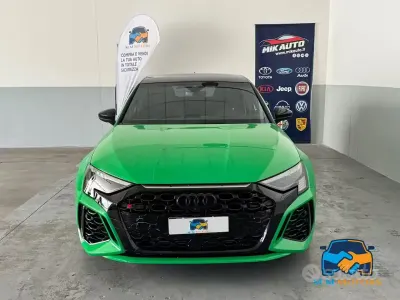 Usata Audi RS3 Exclusive 400 CV (294 kW) 2024 Verde porsche exclusive Berlina