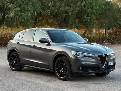Usata Alfa Romeo Stelvio 210 CV (154 kW) 2018 Grigio SUV