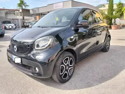 Occasion Smart ForFour Prime 71 ch (52 kW) 2015 Noir Citadine