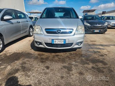 Usata Opel Meriva Enjoy 75 CV (55 kW) 2006 Grigio Monovolume