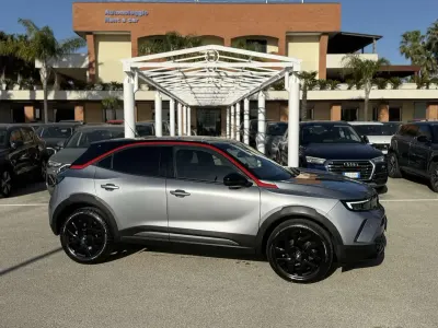 Usata Opel Mokka GS Line 101 CV (74 kW) 2022 Grigio SUV