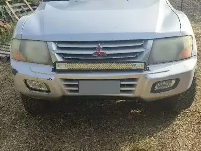 Usata Mitsubishi Pajero 160 CV (117 kW) 2002 SUV