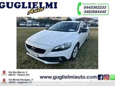 Occasion Volvo V40 CC Momentum 120 ch (88 kW) 2016 Blanc Break