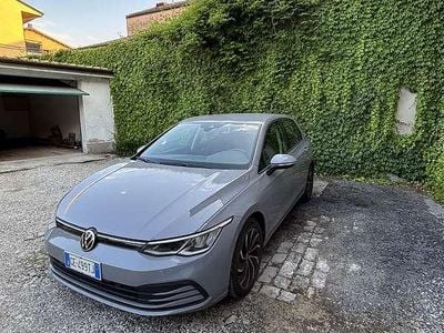 Usata VW Golf VIII Life 131 CV (96 kW) 2021 Berlina