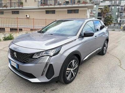 Usata Peugeot 3008 Allure 130 CV (95 kW) 2021 Grigio SUV