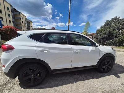 Usata Hyundai Tucson 2015 Bianco SUV