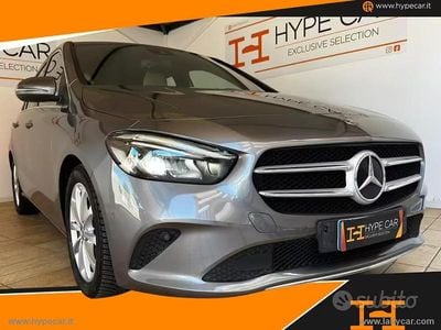 Usata Mercedes B180 116 CV (85 kW) 2020 Grigio Monovolume