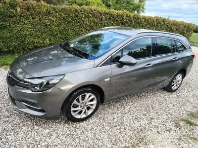 Usata Opel Astra S 122 CV (89 kW) 2021 Grigio Station wagon