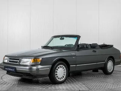 Usata Saab 900 Cabriolet 160 CV (117 kW) 1987 Grigio Cabrio