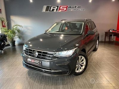 Usata VW Tiguan Life 150 CV (110 kW) 2023 Grigio SUV