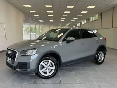 Gebraucht Audi Q2 Business 150 PS (110 kW) 2019 Grau SUV