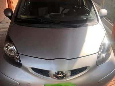 Usata Toyota Aygo 67 CV (49 kW) 2008 Grigio Utilitaria