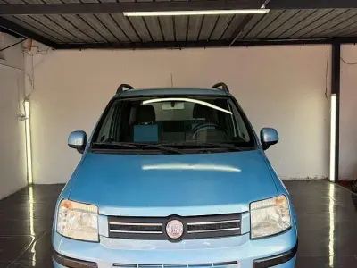 Usata Fiat Panda Dynamic 60 CV (44 kW) 2010 Bluazzurro Utilitaria