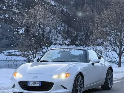 Usata Mazda MX5 Inclusive 160 CV (117 kW) 2018 Bianco Cabrio