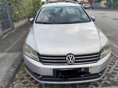 Usata VW Passat Highline 140 CV (102 kW) 2011 Station wagon