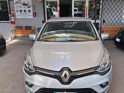 Usata Renault Clio IV Business 75 CV (55 kW) 2019 Grigio Berlina