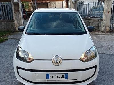Usata VW up! Move 68 CV (50 kW) 2015 Bianco Utilitaria