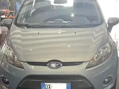 Usata Ford Fiesta 80 CV (58 kW) 2010 Utilitaria