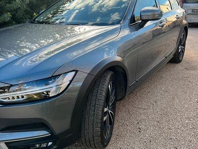 Occasion Volvo V90 CC 250 ch (183 kW) 2018 Gris Break