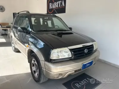 Usata Suzuki Grand Vitara 109 CV (80 kW) 2002 Blu SUV