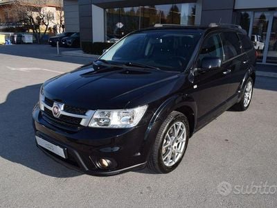 Usata Fiat Freemont Lounge 170 CV (125 kW) 2015 Grigio scuro SUV