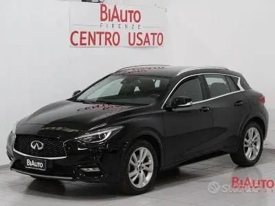 Usata Infiniti Q30 Premium 109 CV (80 kW) 2018 Nero Berlina