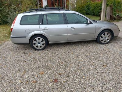 usata Ford Mondeo SW del 2005 in ottimo stato