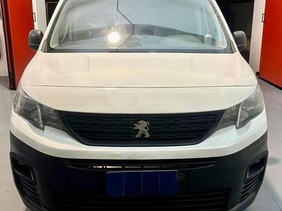 Usata Peugeot TePee Active 75 CV (55 kW) 2020 Bianco Station wagon