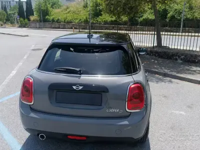 Usata Mini Cooper D 136 CV (100 kW) 2015 Grigio Utilitaria