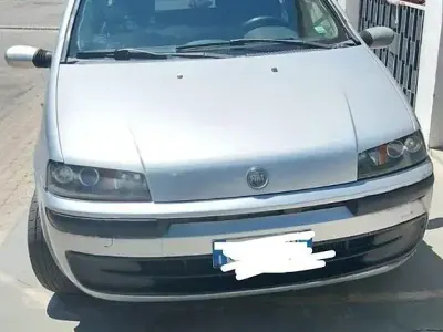 Usata Fiat Punto 86 CV (63 kW) 2001 Grigio Utilitaria