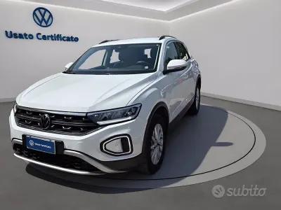 Usata VW T-Roc Life 116 CV (85 kW) 2023 Bianco SUV