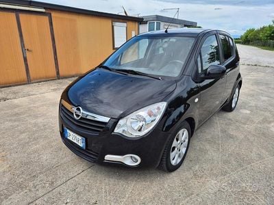 Opel Agila