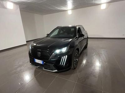 Usata Peugeot 2008 Allure 101 CV (74 kW) 2025 Nero perla  metallizzato SUV