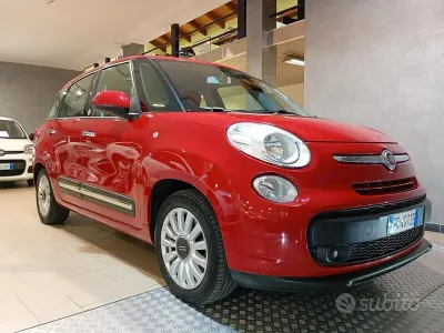 Używany Fiat 500L Living 120 KM (88 kW) 2016 Czerwony Minivan