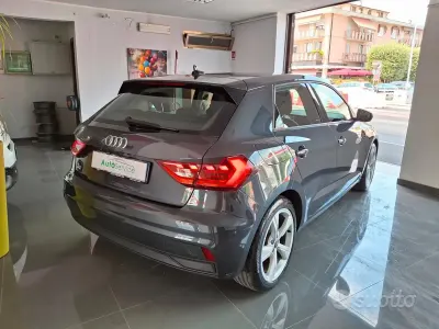 Usata Audi A1 Advanced Plus 110 CV (80 kW) 2021 Grigio SUV