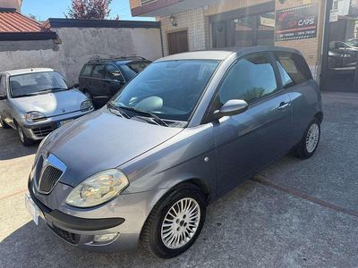 Usata Lancia Ypsilon 69 CV (50 kW) 2005 Grigio Utilitaria