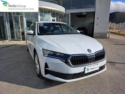 Usata Skoda Octavia Style 150 CV (110 kW) 2024 Bianco / metallizzato Station wagon