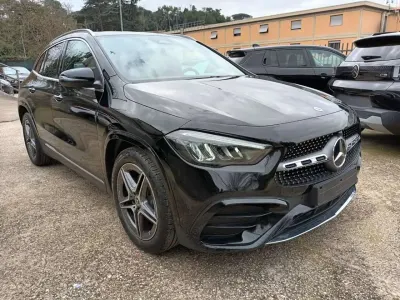 Usata Mercedes GLA200 Premium 150 CV (110 kW) 2025 Nero SUV