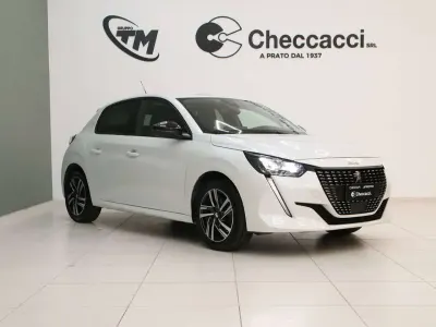 Usata Peugeot 208 Allure 102 CV (75 kW) 2022 Bianco Utilitaria