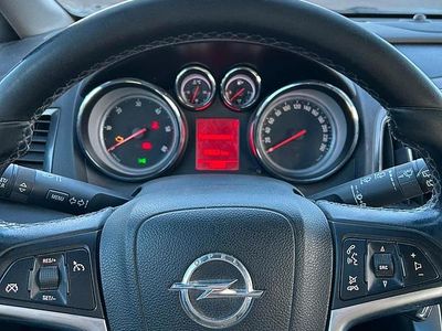 Usata Opel Astra Cosmo 101 CV (74 kW) 2010 Nero Berlina