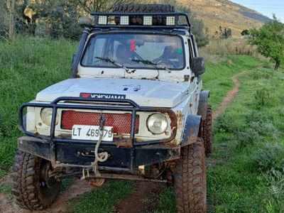 usata Suzuki Samurai preparato scambio